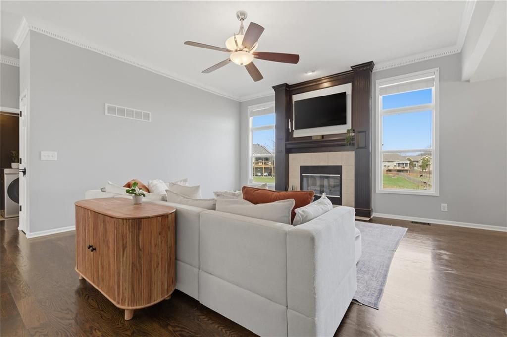 Photo of 1010 WELLINGTON Way, Liberty, MO 64068 (MLS # 2607310)