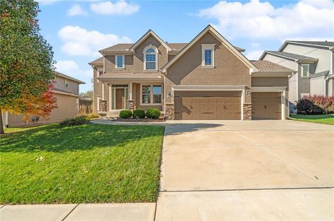 6046 REDBUD Street Shawnee KS 66218