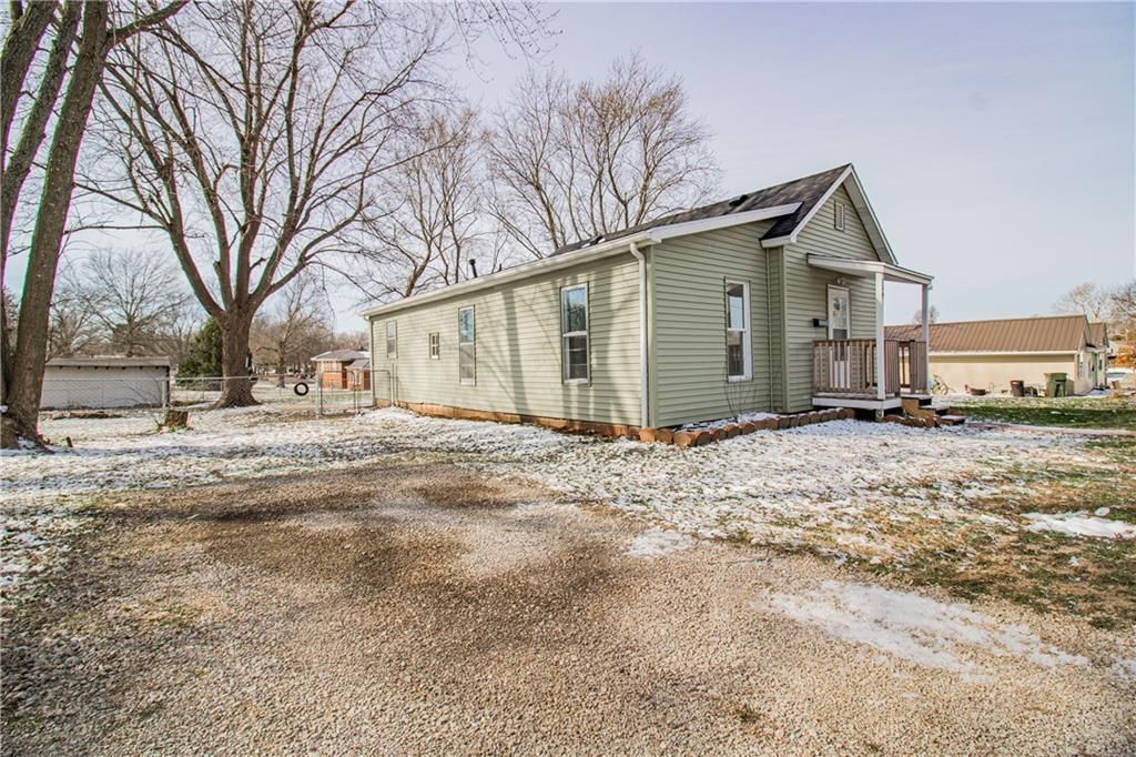 Photo of 119 E 15th Terrace, Higginsville, MO 64036 (MLS # 2607807)