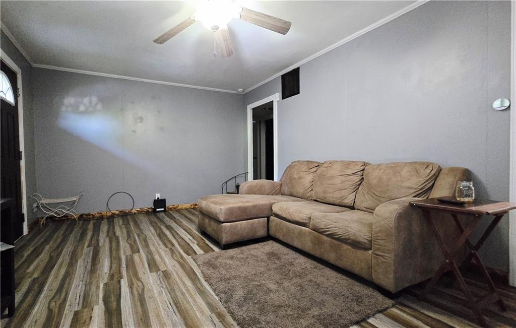 3137 Hawthorne Drive
