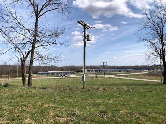 W DAM ACCESS RD, WARSAW, MO 65355 - Image b7f2d7a1c72ae7fff42bd1a2f81c79f3/2010048062
