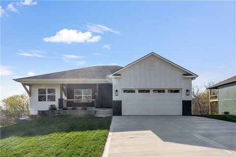 2517 SW Mitchell Street, Oak Grove, MO 64075 - #: 2510637