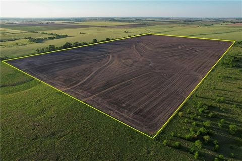 3150 Z Avenue Herington KS 66846