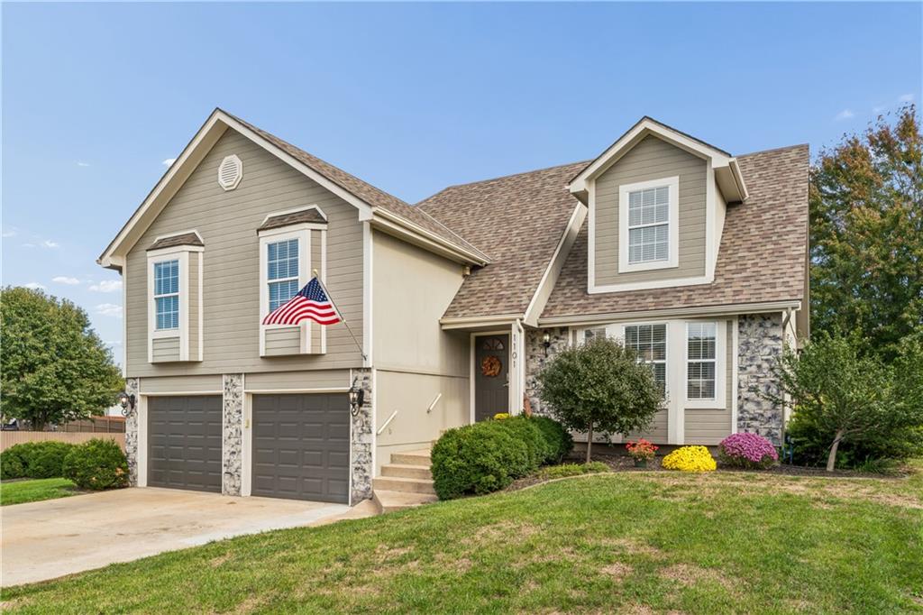 1101 SE Windstar Drive