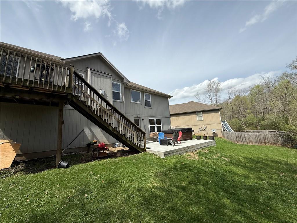 Kansas City, Missouri 64133, United States, 3 Bedrooms Bedrooms, ,2 BathroomsBathrooms,Residential,Pending,127604