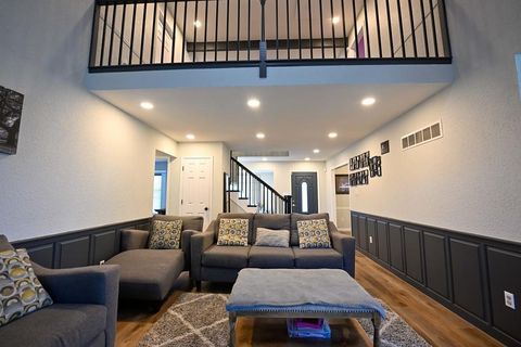 2100 NW 12th Street, Blue Springs, MO 64015 - #: 2574192