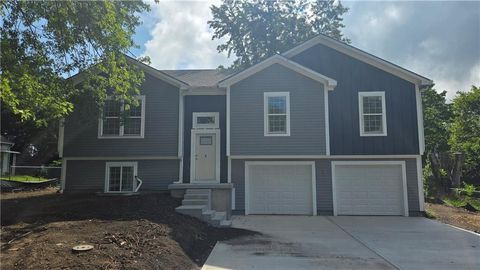 805 Thieme Street, Grain Valley, MO 64029 - #: 2562733