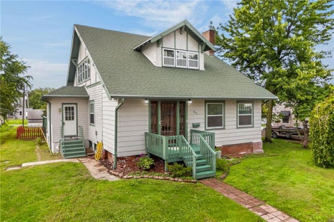 Photo of 206 S Daviess Street, Gallatin, MO 64640 (MLS # 2645914)