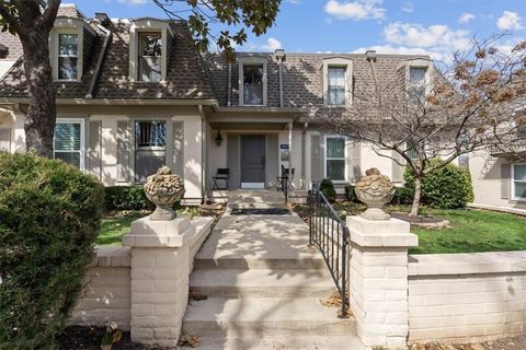 10712 Glenwood Street B Overland Park KS 66211