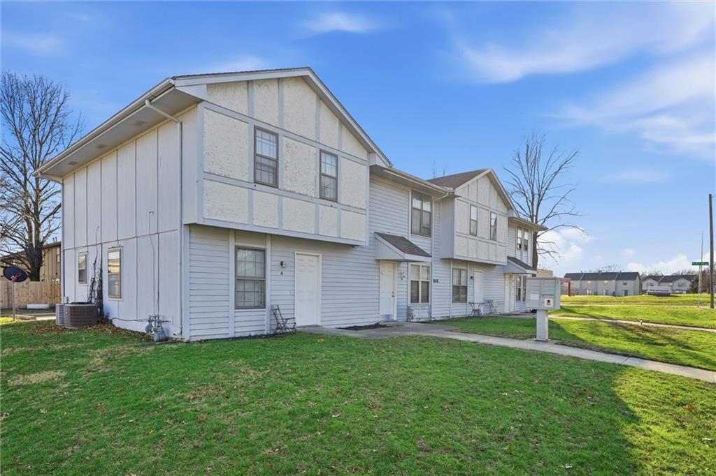 808 SW Meadowridge Drive