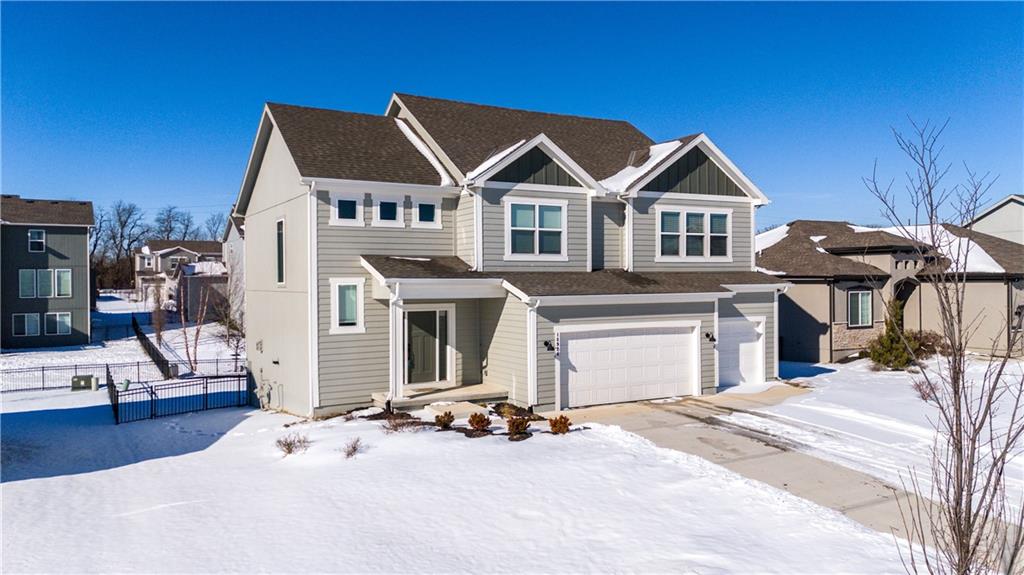 18926 Ocheltree Street