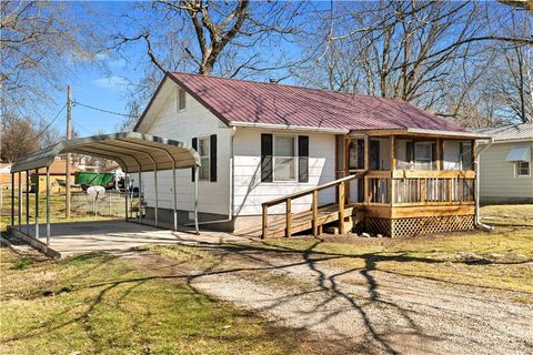 MLS: 2606280