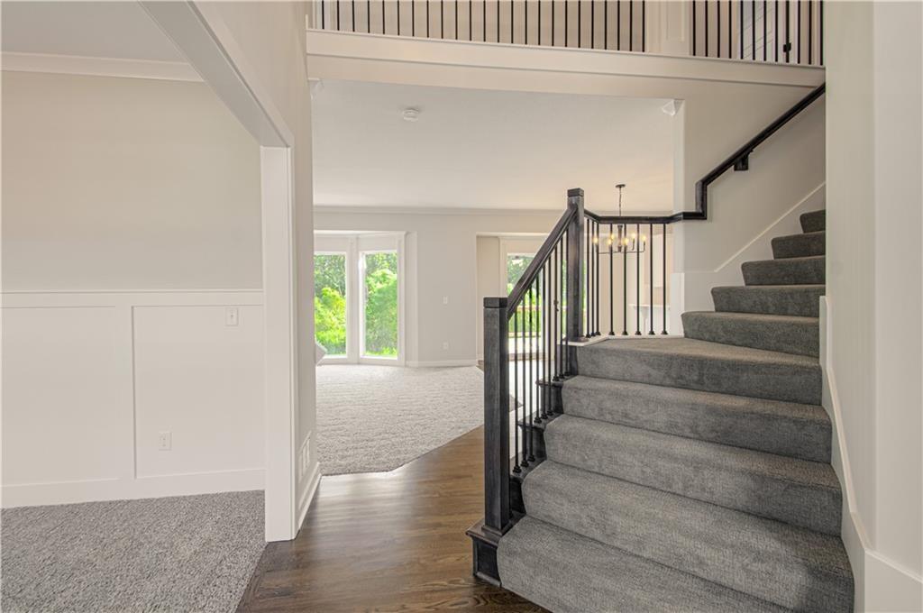 11803 N Bellaire Avenue