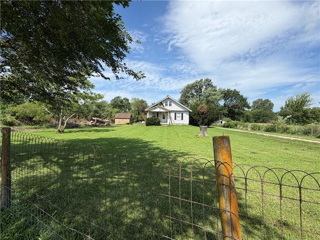 16347 Chieftain Road