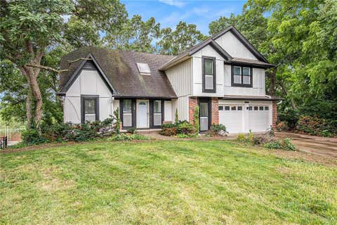 Photo of 13805 W 78th Terrace, Lenexa, KS 66216 (MLS # 2638285)