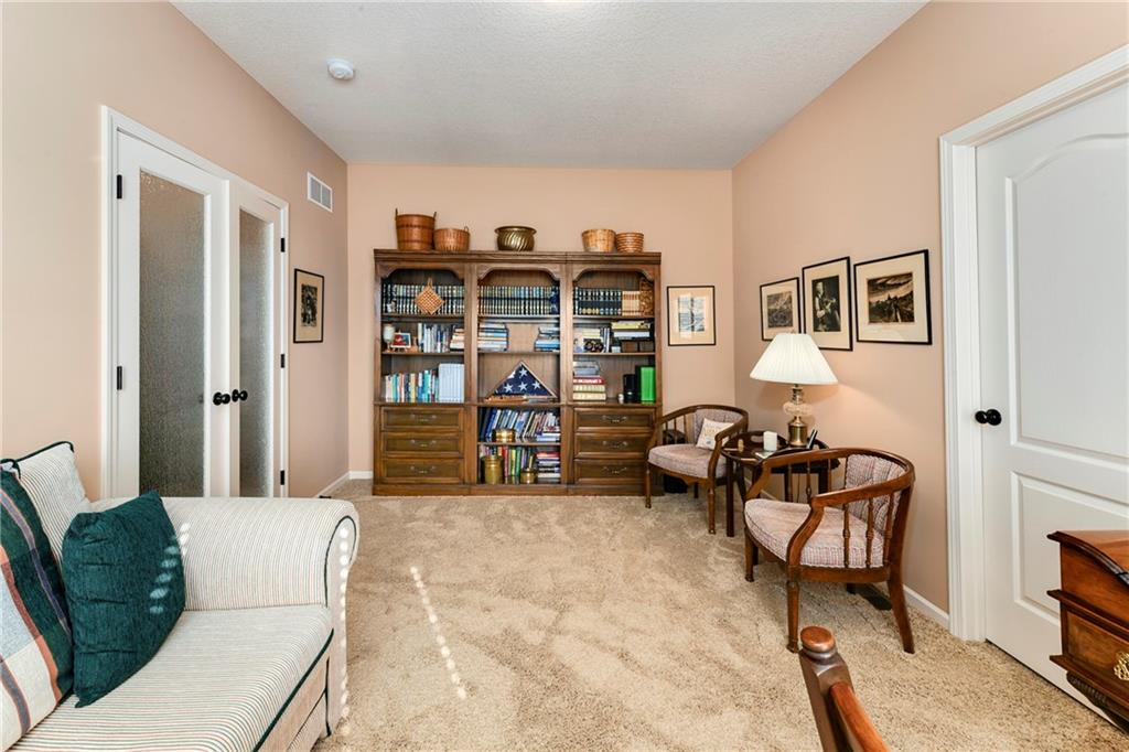 908 SW Olympia Court