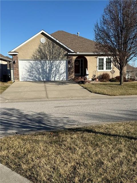 908 SW Olympia Court Lee's Summit MO 64082