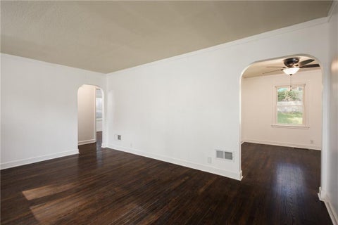 MLS: 2633596