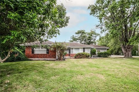 11601 E 75th Street, Raytown, MO 64138 - #: 2574434