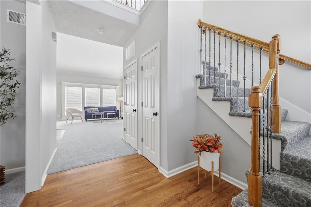 2325 W Piatt Lane