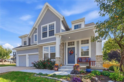 Photo of 2325 W Piatt Lane, Olathe, KS 66061 (MLS # 2642359)