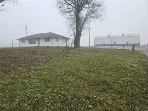 64 NE 530 Road Clinton MO 64735