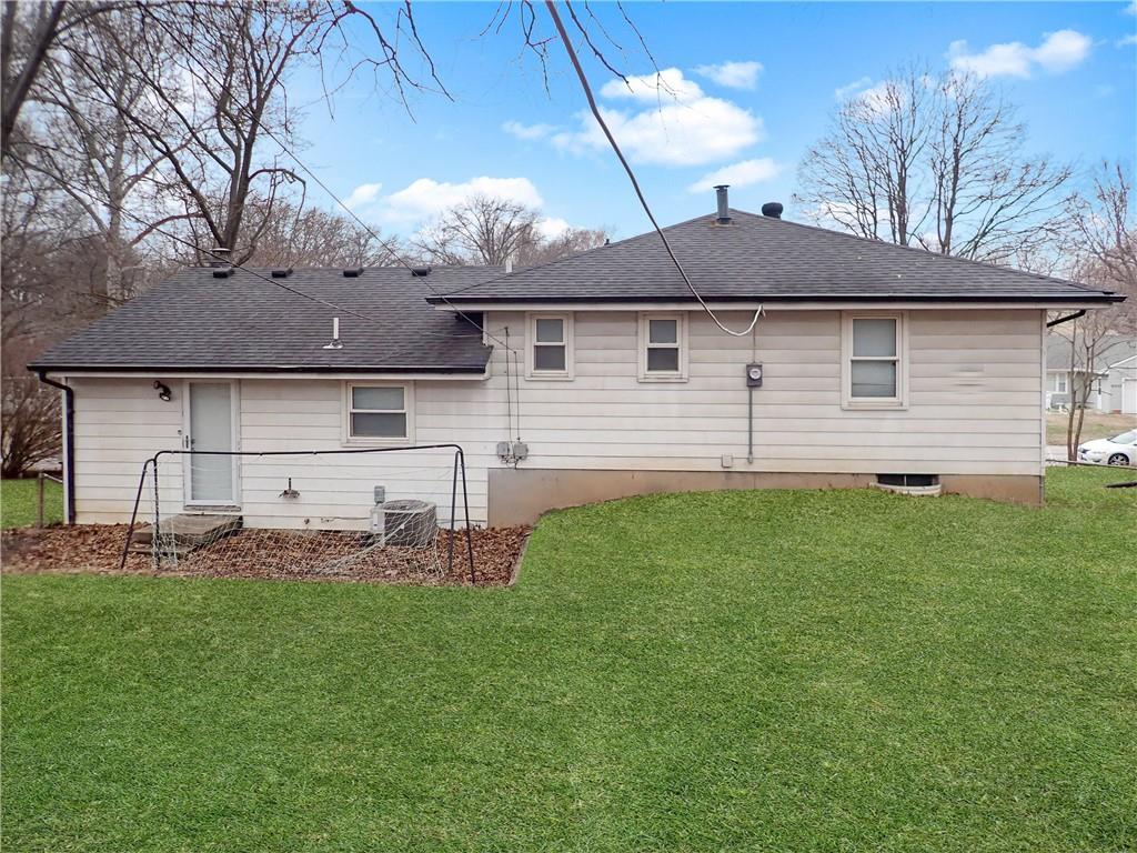 4245 N Lister Avenue