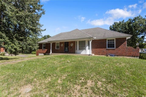 Photo of 5201 OSAGE Avenue, Kansas City, MO 64133 (MLS # 2645760)