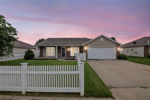 727 Country Lane, Raymore, MO 64083 - MLS#: 2603486