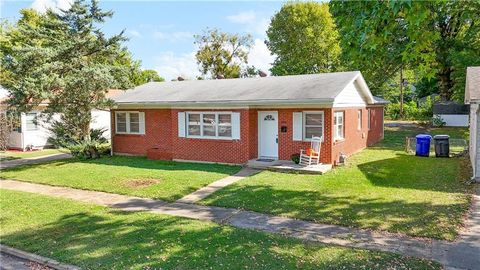 1615 S Quincy Avenue, Sedalia, MO 65301 - #: 2579737