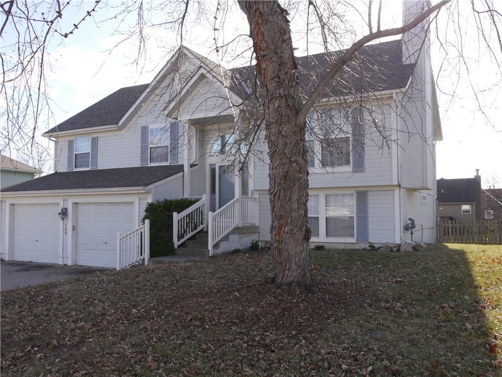 Photo of 809 Stratford Drive, Raymore, MO 64083 (MLS # 2592603)