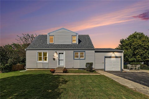 Photo of 6210 E 149th Terrace, Grandview, MO 64030 (MLS # 2646085)
