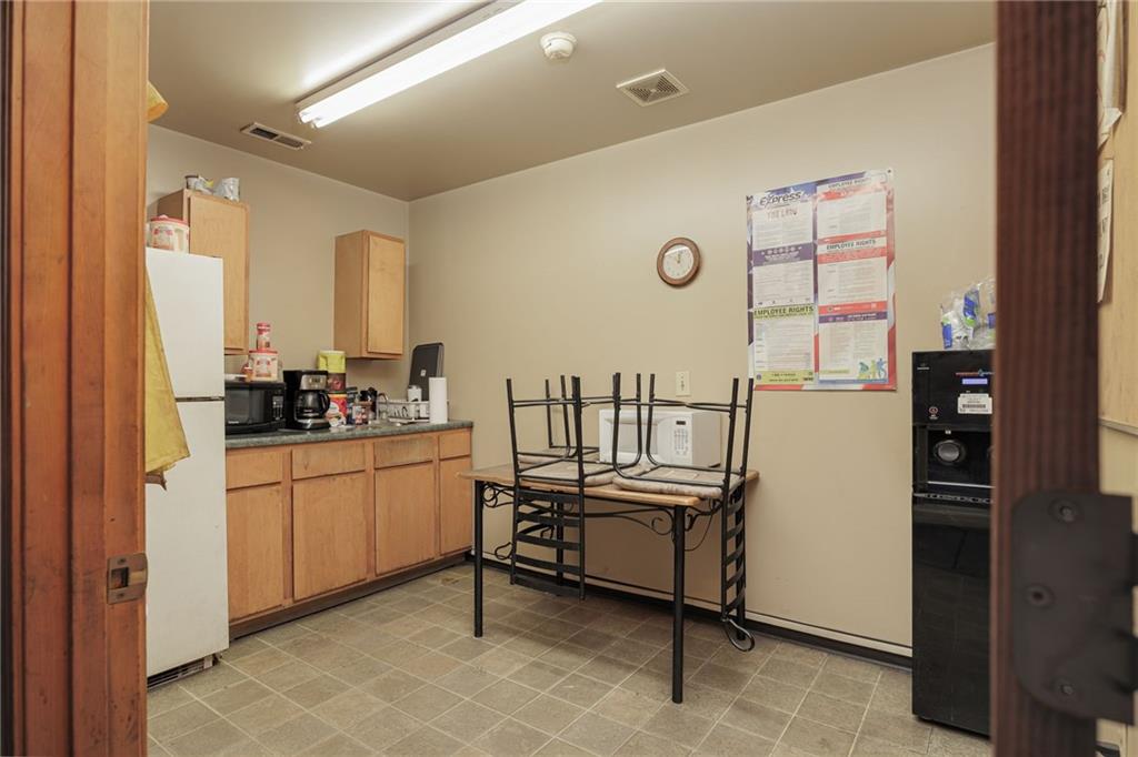 Elwood, Kansas 66024, United States, ,Commercial,Active,132200