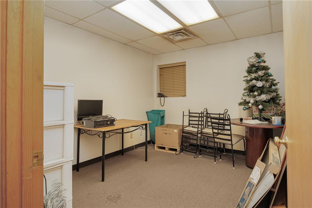 Elwood, Kansas 66024, United States, ,Commercial,Active,132200