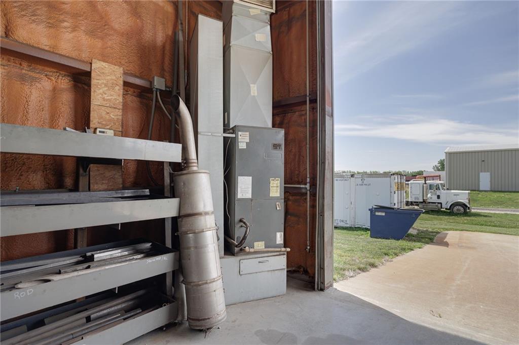 Elwood, Kansas 66024, United States, ,Commercial,Active,132200