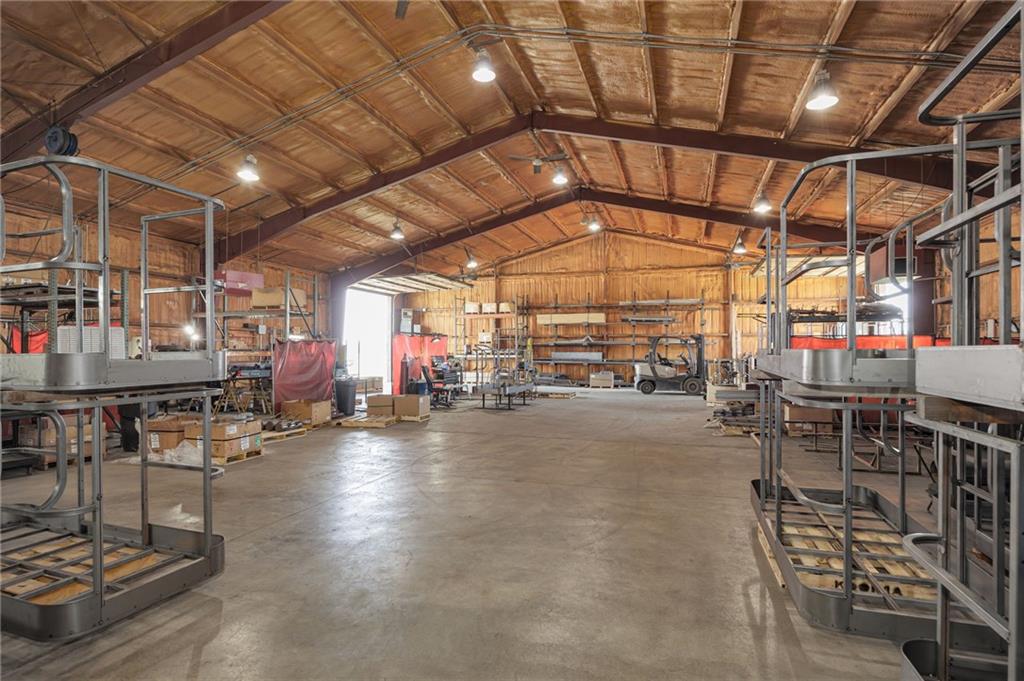 Elwood, Kansas 66024, United States, ,Commercial,Active,132200