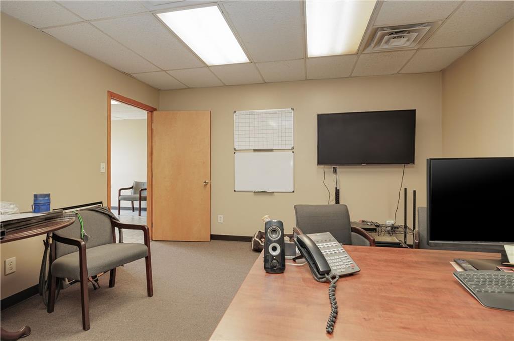 Elwood, Kansas 66024, United States, ,Commercial,Active,132200