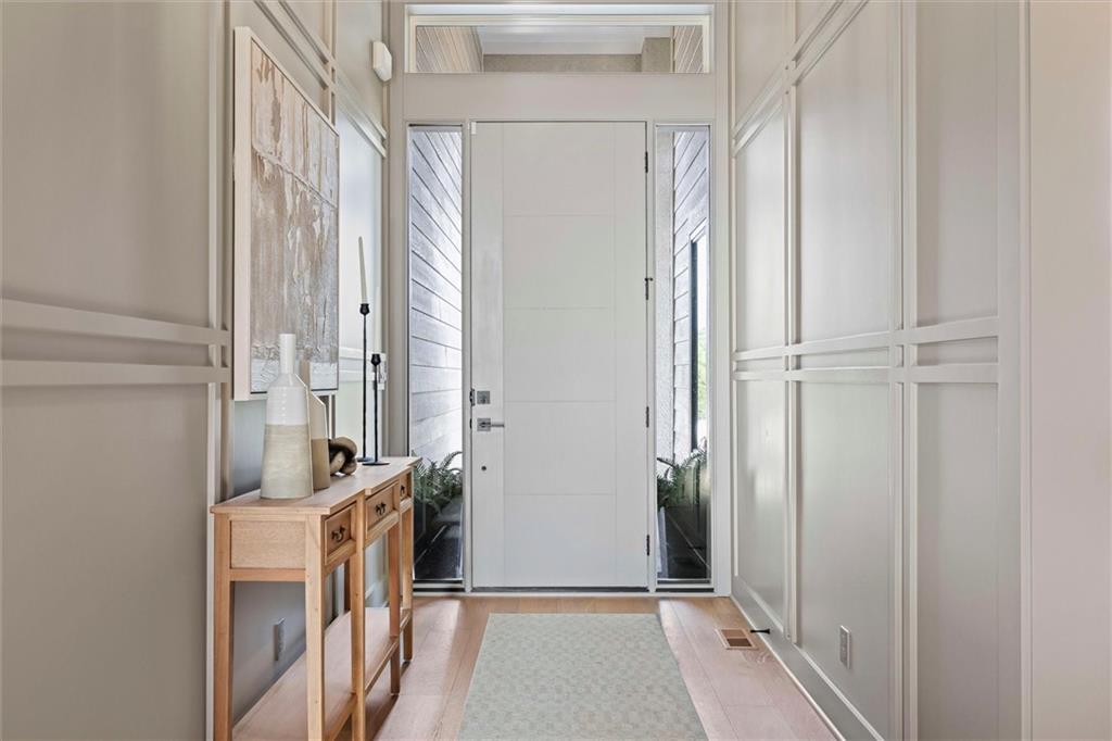 8010 Deer Run Street