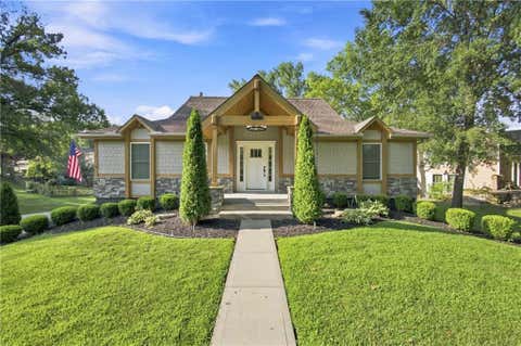 Photo of 244 N Winnebago Drive, Lake Winnebago, MO 64034 (MLS # 2636330)