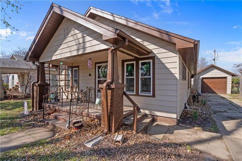 1010 W 3rd Street Coffeyville KS 67337