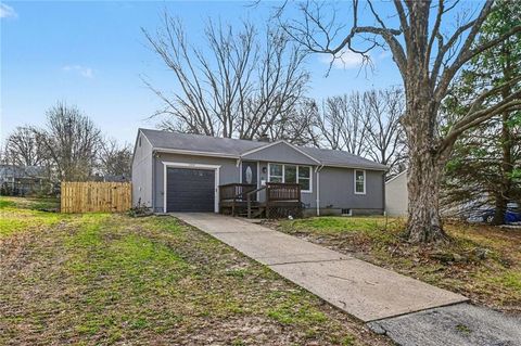 5715 Cedar Avenue, Raytown, MO 64133 - MLS#: 2609311
