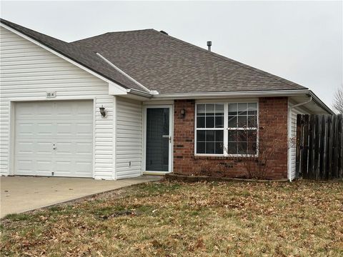 1014 SW Sandy Lane, Grain Valley, MO 64029 - #: 2605612
