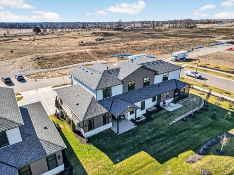 2856 W 133rd Terrace Leawood KS 66209