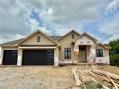 7628 NE Booth Avenue Kansas City MO 64158