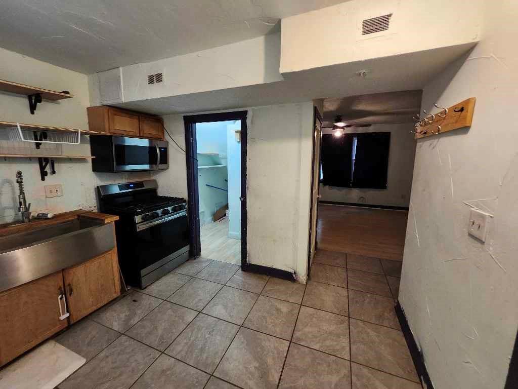 775 Manorcrest Drive