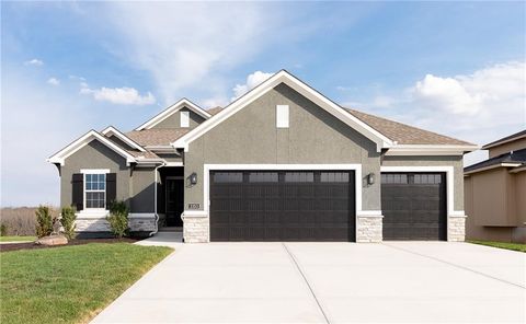 Photo of 3353 W 187th Street, Overland Park, KS 66085 (MLS # 2588346)