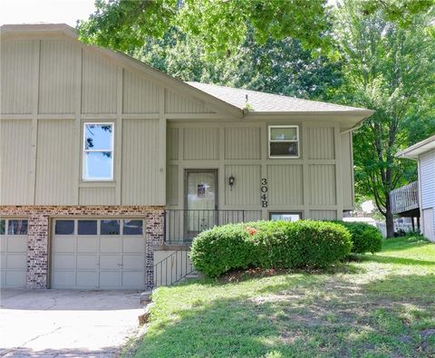 304 NE Independence Avenue Unit B, Lee\'s Summit, MO 64063 - MLS#: 2557890