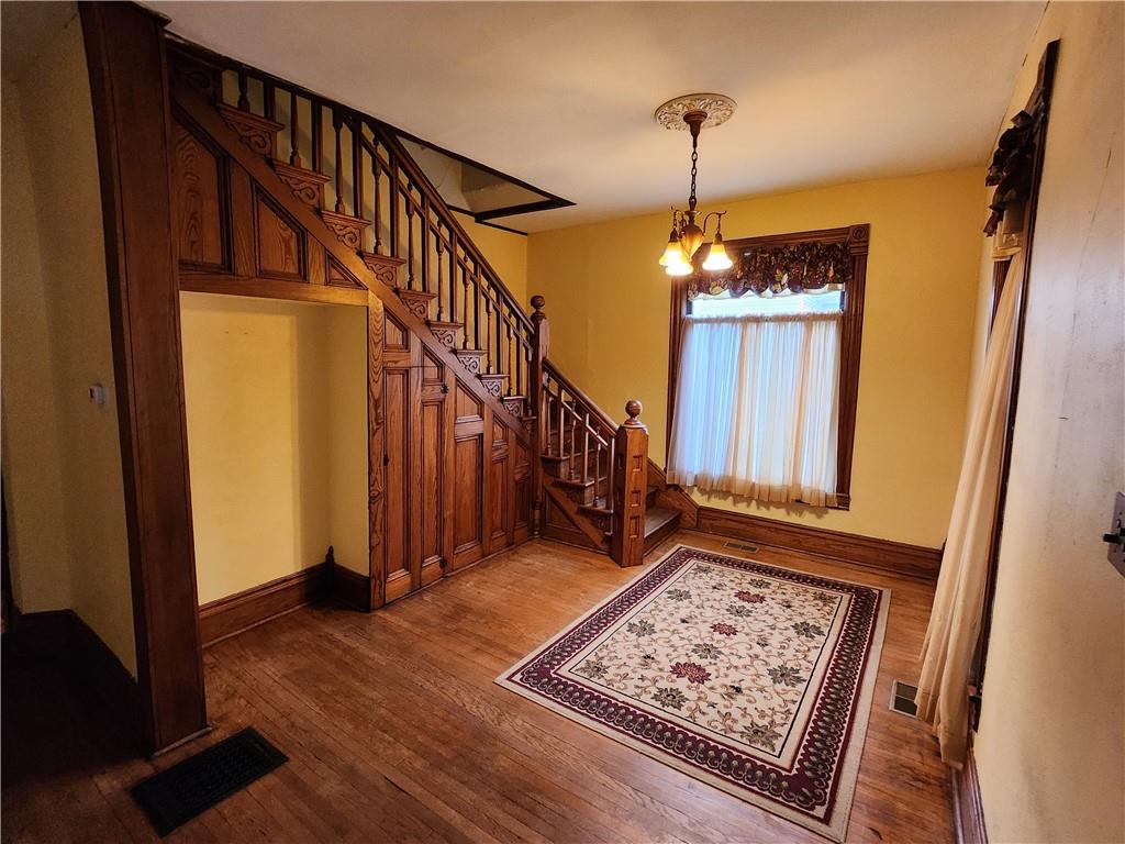 216 S 5th Street
