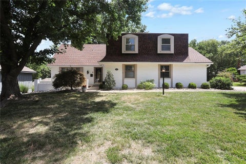 Photo of 4507 S Fremont Road, Independence, MO 64055 (MLS # 2632838)