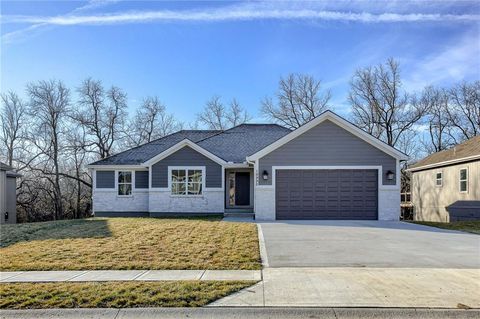 19995 W 221st Street Spring Hill KS 66083